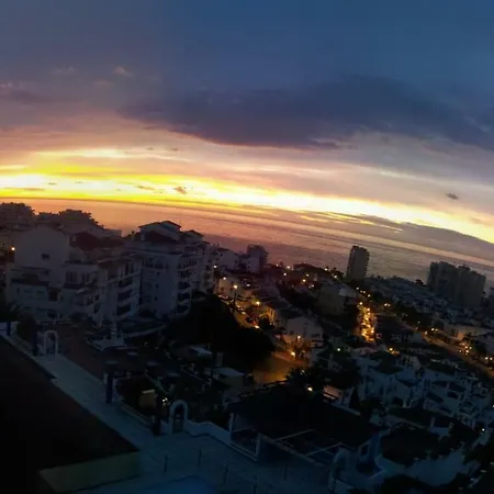 Atico De Lujo Vistas Al Mar Benalmádena